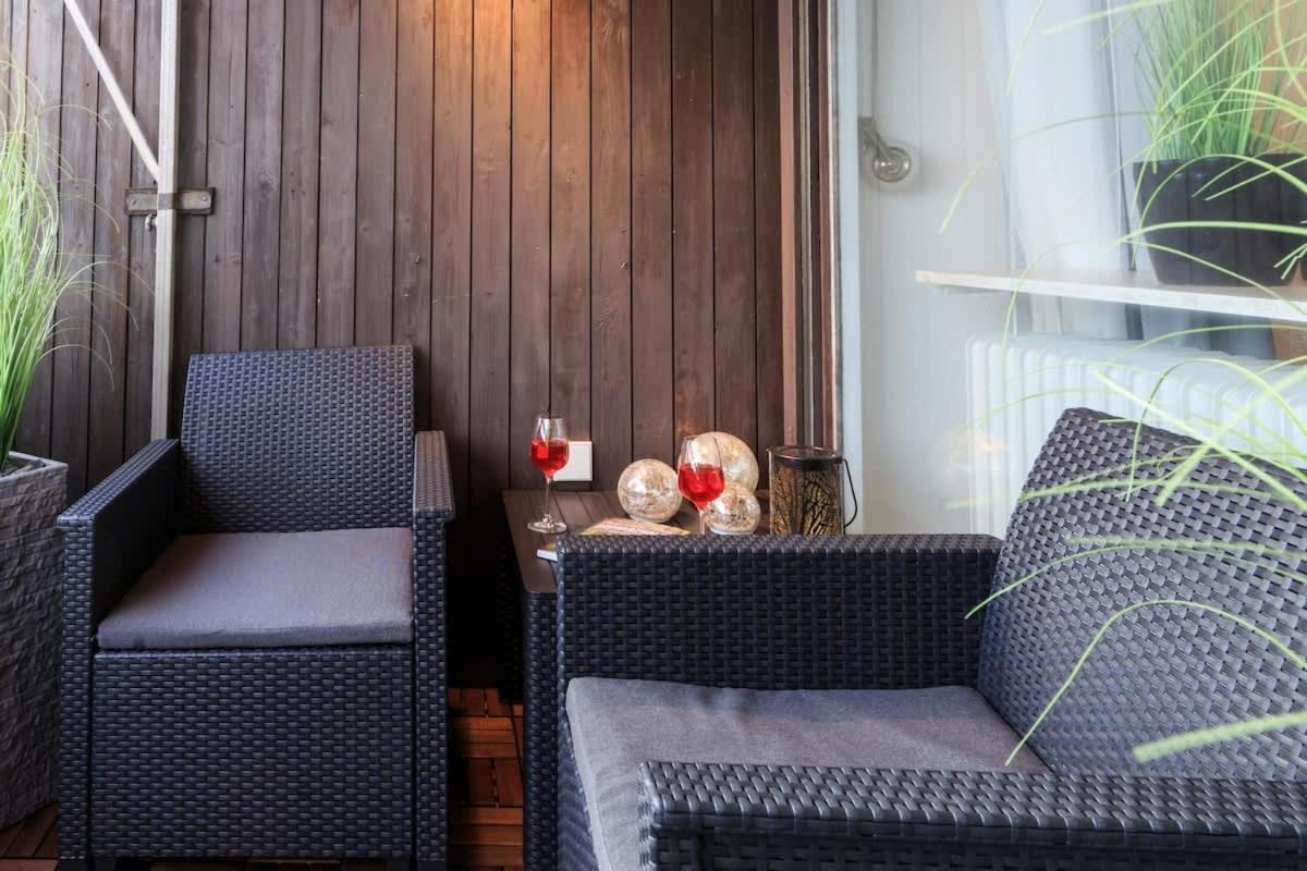 Relax-Apartment mit Indoor-Pool, Sauna, Massagesessel und Netflix Schonach im Schwarzwald Exterior foto