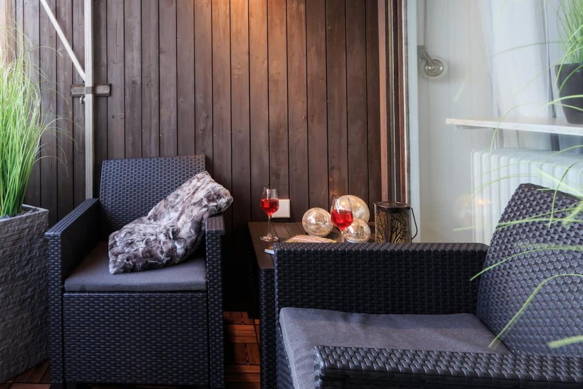 Relax-Apartment mit Indoor-Pool, Sauna, Massagesessel und Netflix Schonach im Schwarzwald Exterior foto