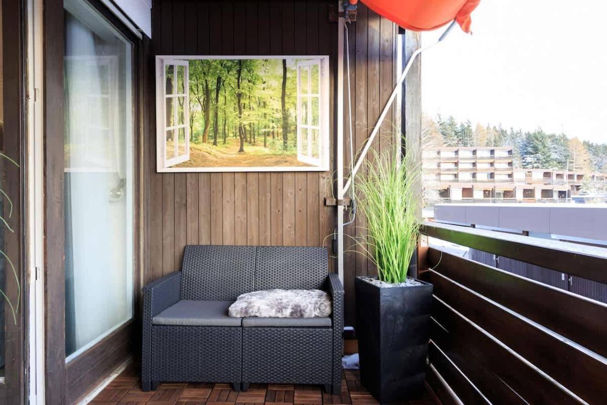 Relax-Apartment mit Indoor-Pool, Sauna, Massagesessel und Netflix Schonach im Schwarzwald Exterior foto