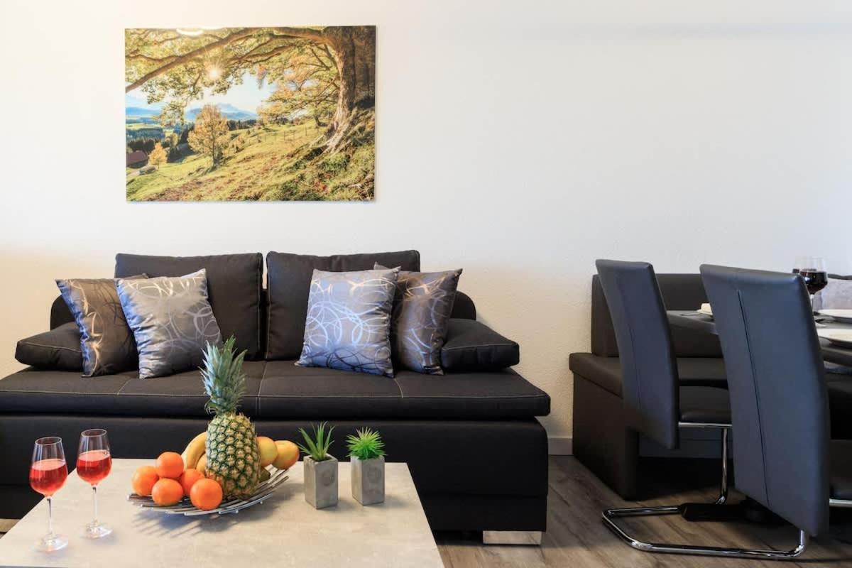 Relax-Apartment mit Indoor-Pool, Sauna, Massagesessel und Netflix Schonach im Schwarzwald Exterior foto