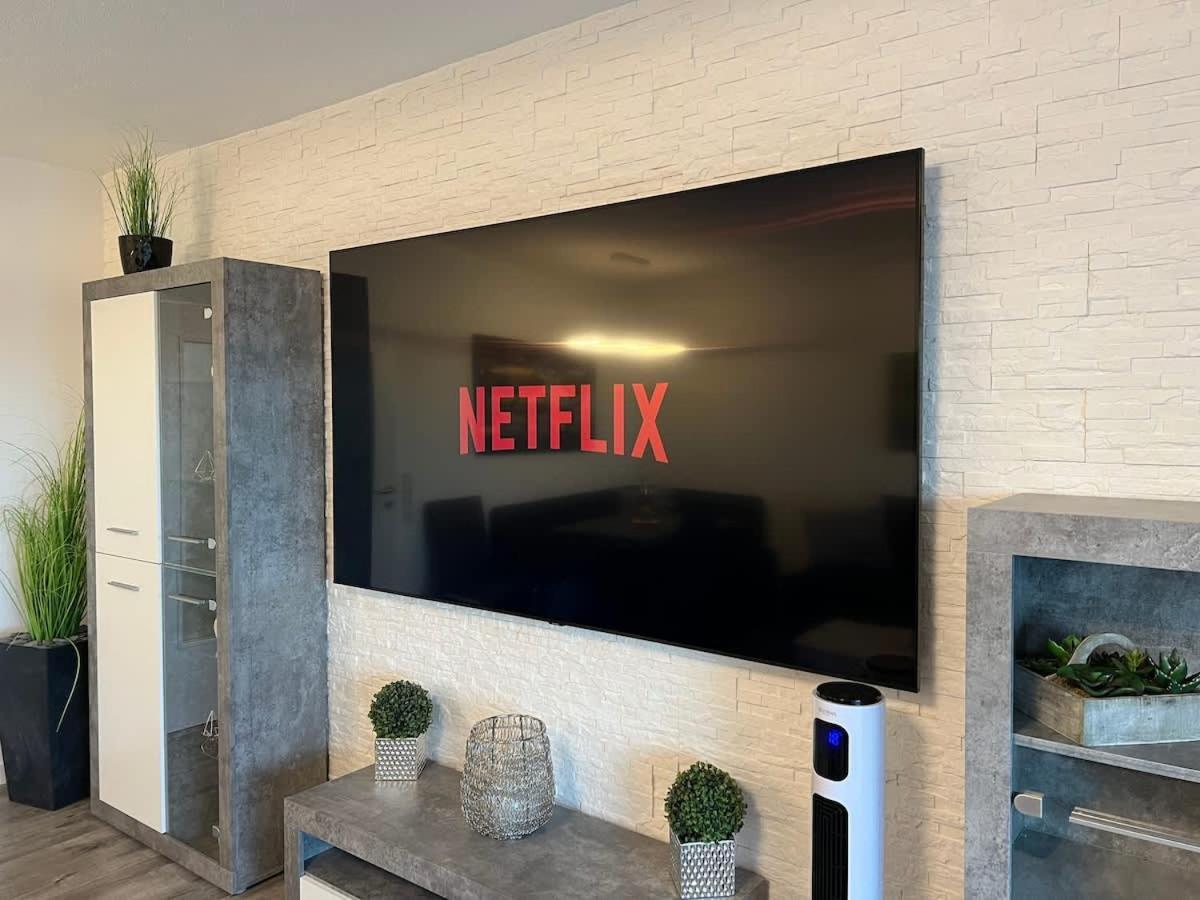 Relax-Apartment mit Indoor-Pool, Sauna, Massagesessel und Netflix Schonach im Schwarzwald Exterior foto