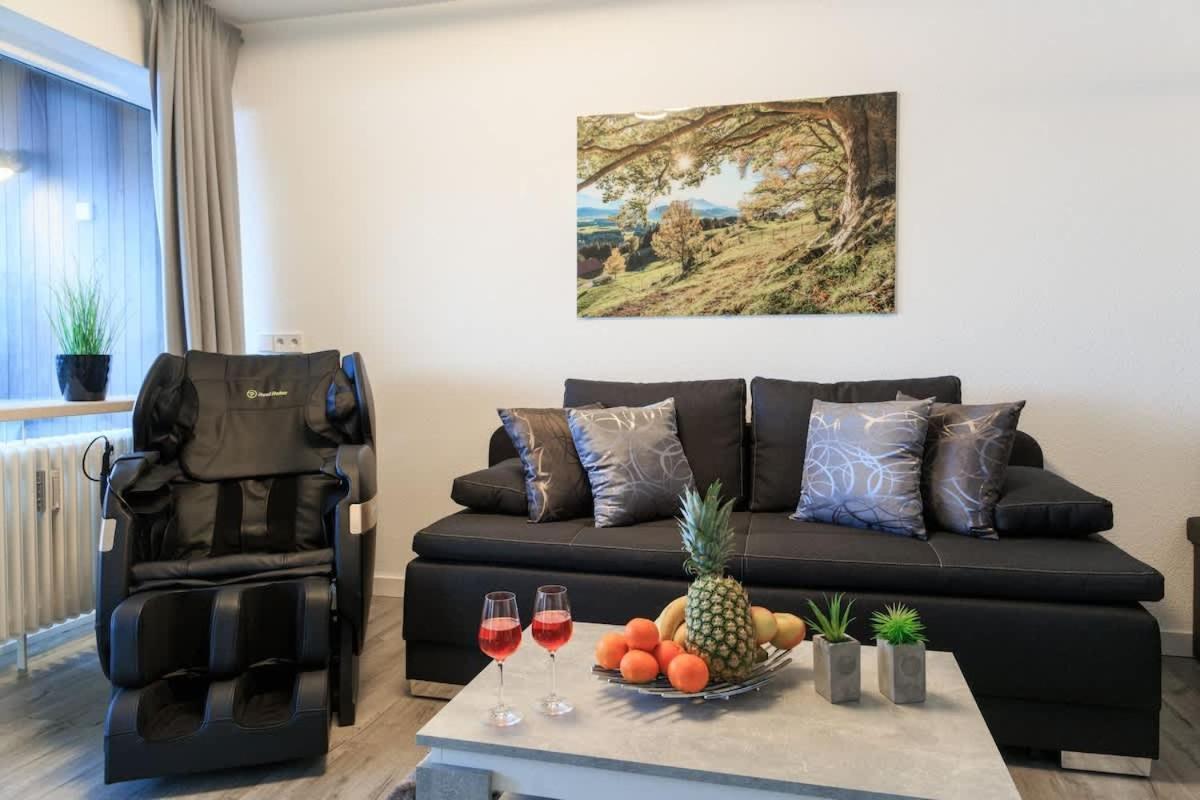 Relax-Apartment mit Indoor-Pool, Sauna, Massagesessel und Netflix Schonach im Schwarzwald Exterior foto